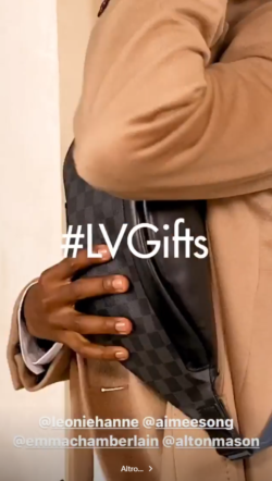 #LVGifts Louise Vuitton - sbam.io
